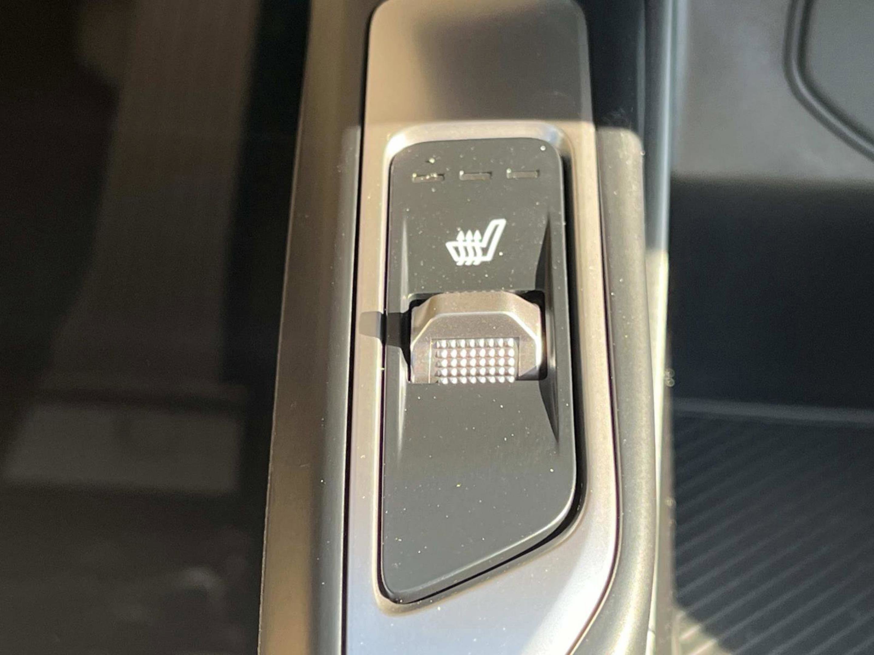 2025 Kia Sorento Hybrid EX photo 26