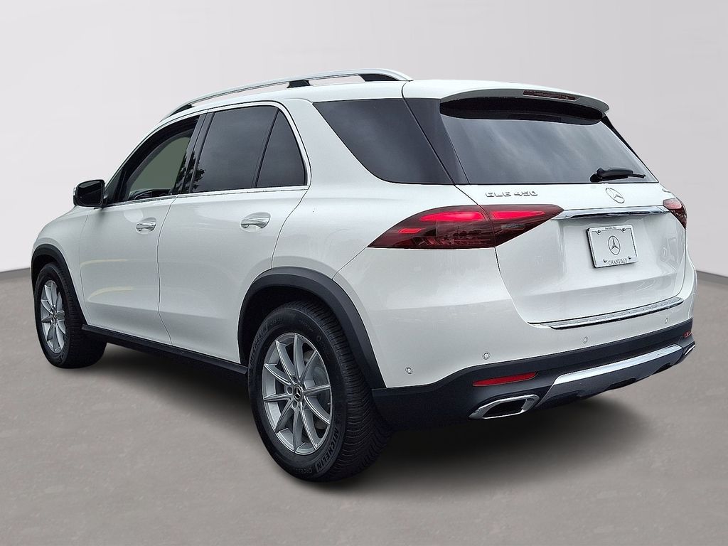 2025 Mercedes Benz GLE 450 4MATIC photo 3