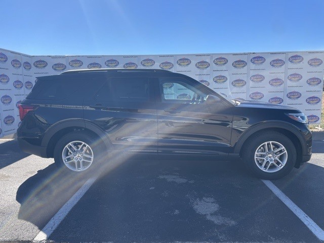 2026 Ford Explorer's photo