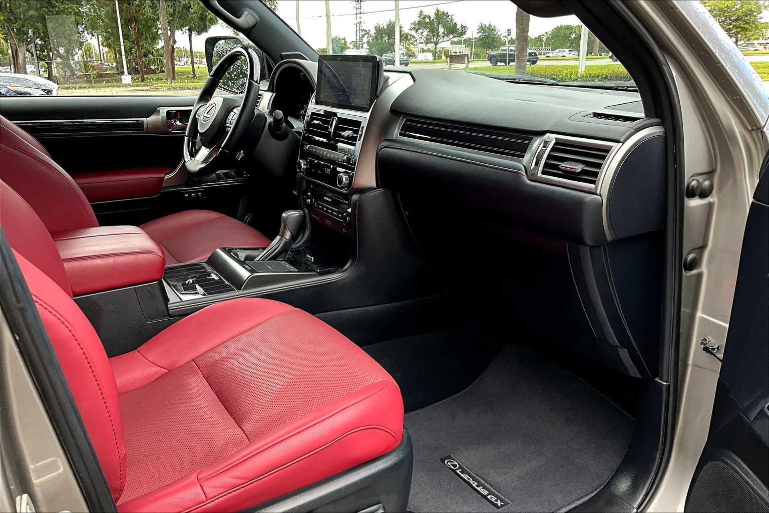 2023 Lexus GX 460 Premium photo 17