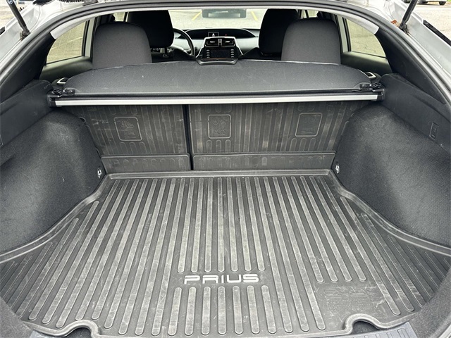 2022 Toyota Prius LE AWD-e photo 12