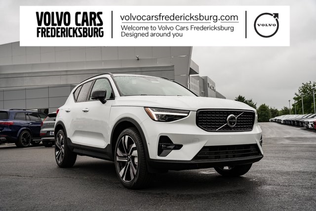 2025 Volvo XC40 Ultra's photo