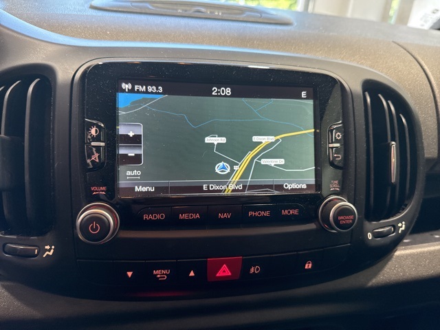 2014 Fiat 500L Trekking photo 11