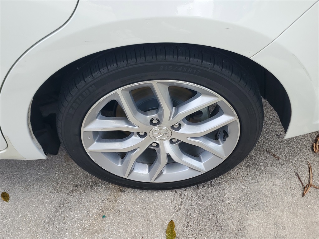2019 Acura ILX Base photo 5