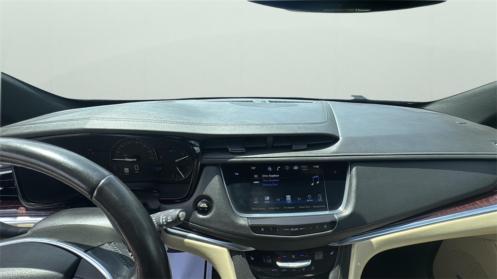 2018 Cadillac XT5 Luxury photo 14