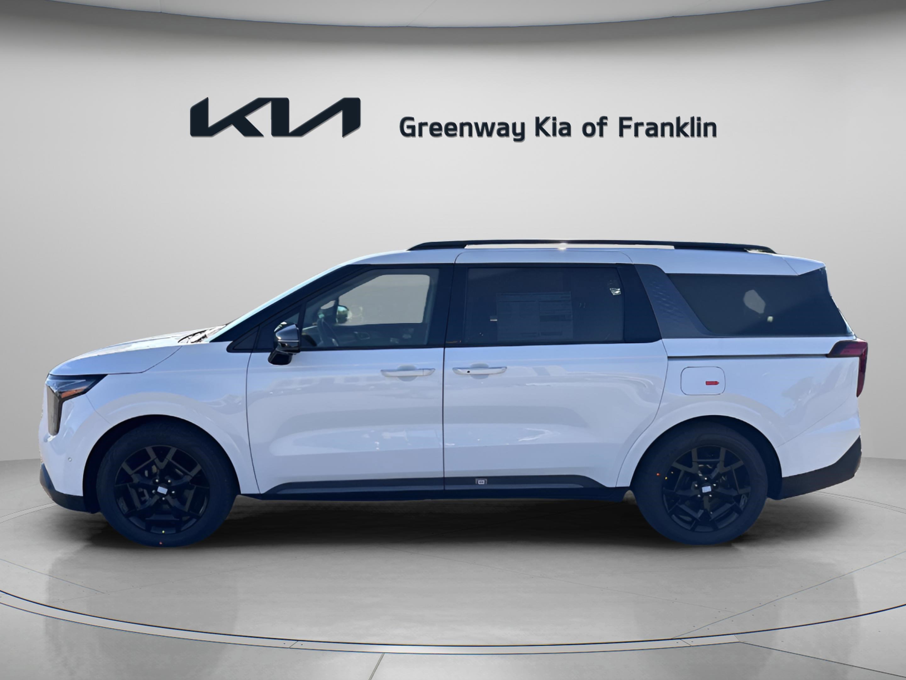 2026 Kia Carnival SX photo 4
