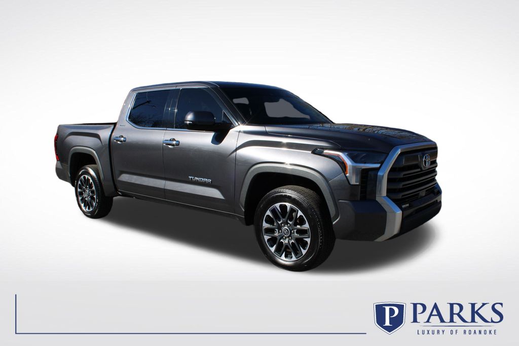 2022 Toyota Tundra Limited's photo