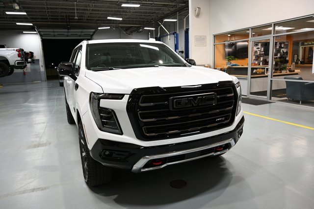 2026 Gmc Yukon XL AT4 Ultimate photo 3