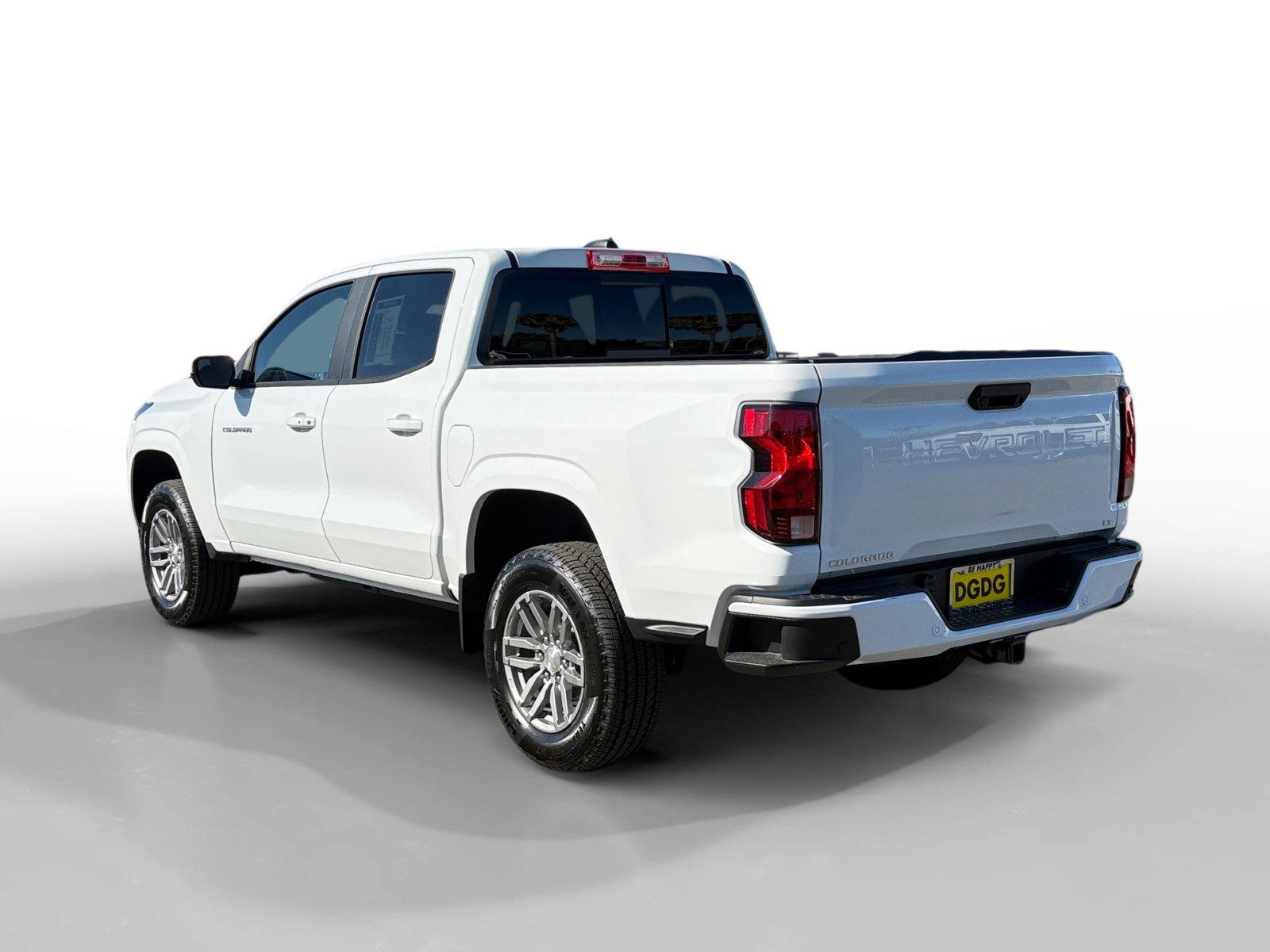 2024 Chevrolet Colorado LT photo 3