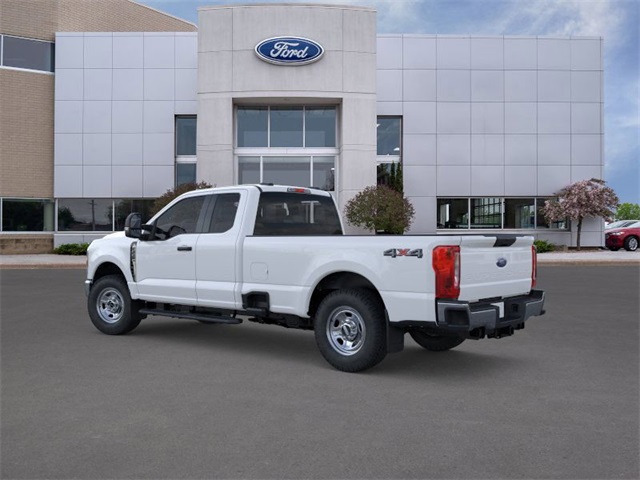 2025 Ford F-350 photo 4
