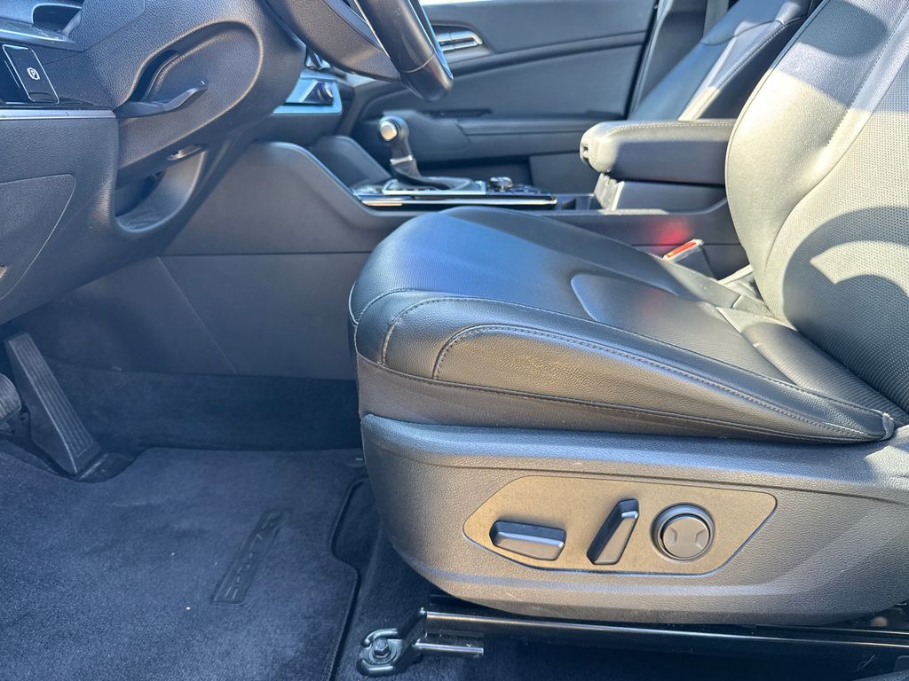 2024 Kia Sportage EX photo 10