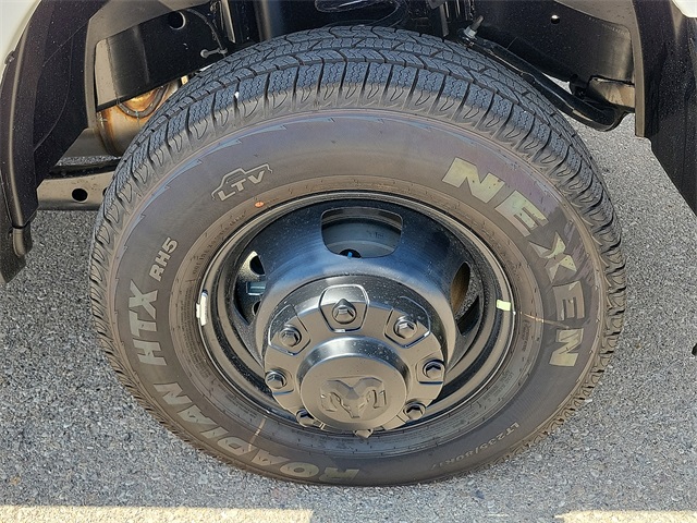 2026 Ram 3500 Tradesman photo 7