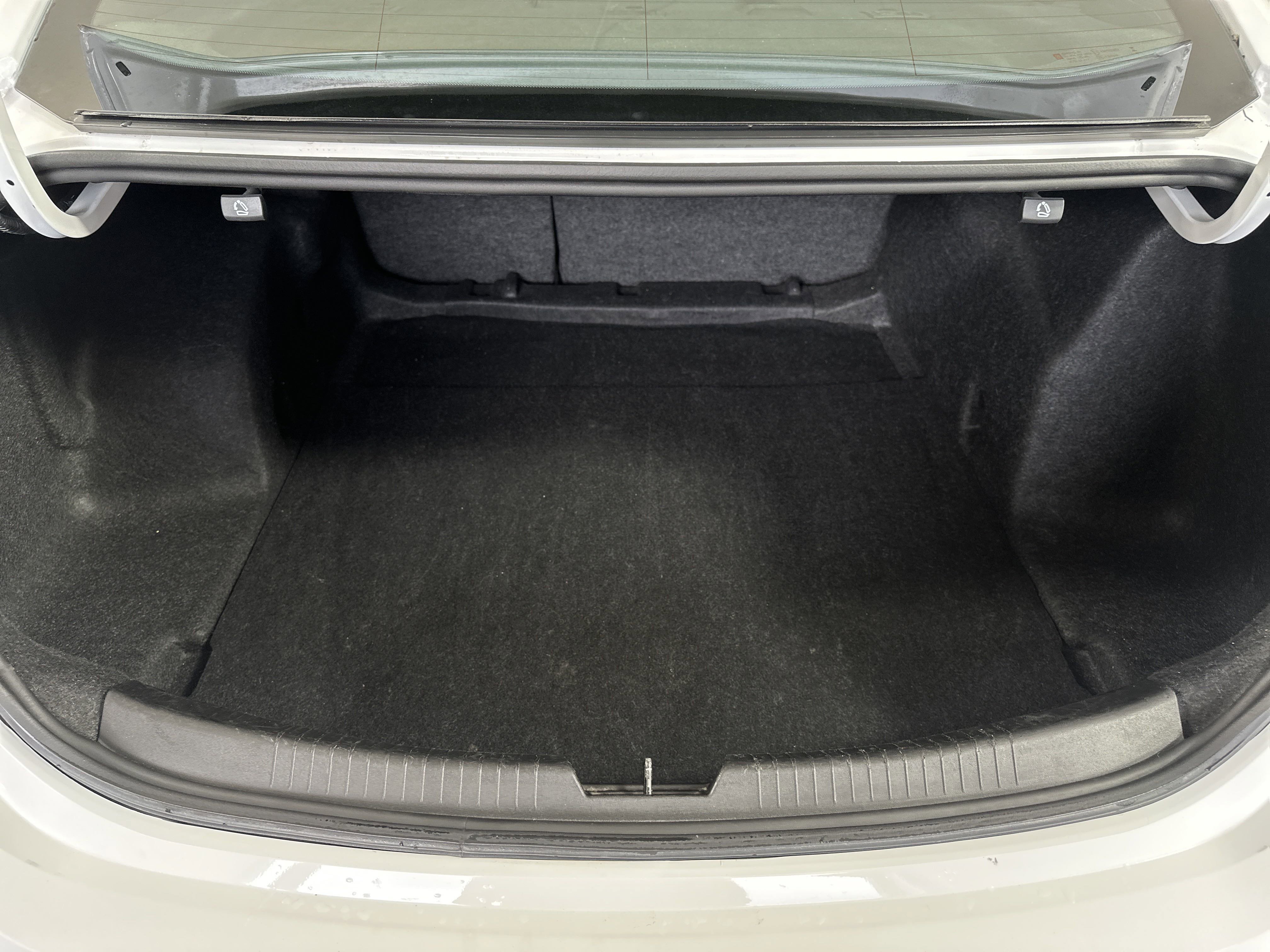 2023 Chevrolet Malibu 1LT photo 3