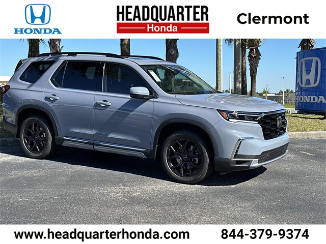 2025 Honda Pilot Touring's photo