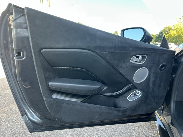 2019 Aston Martin Vantage AM6 photo 17