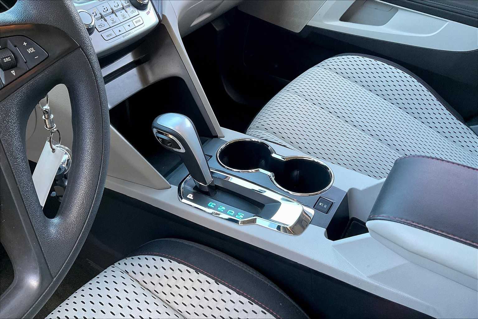 2012 Chevrolet Equinox LS photo 15