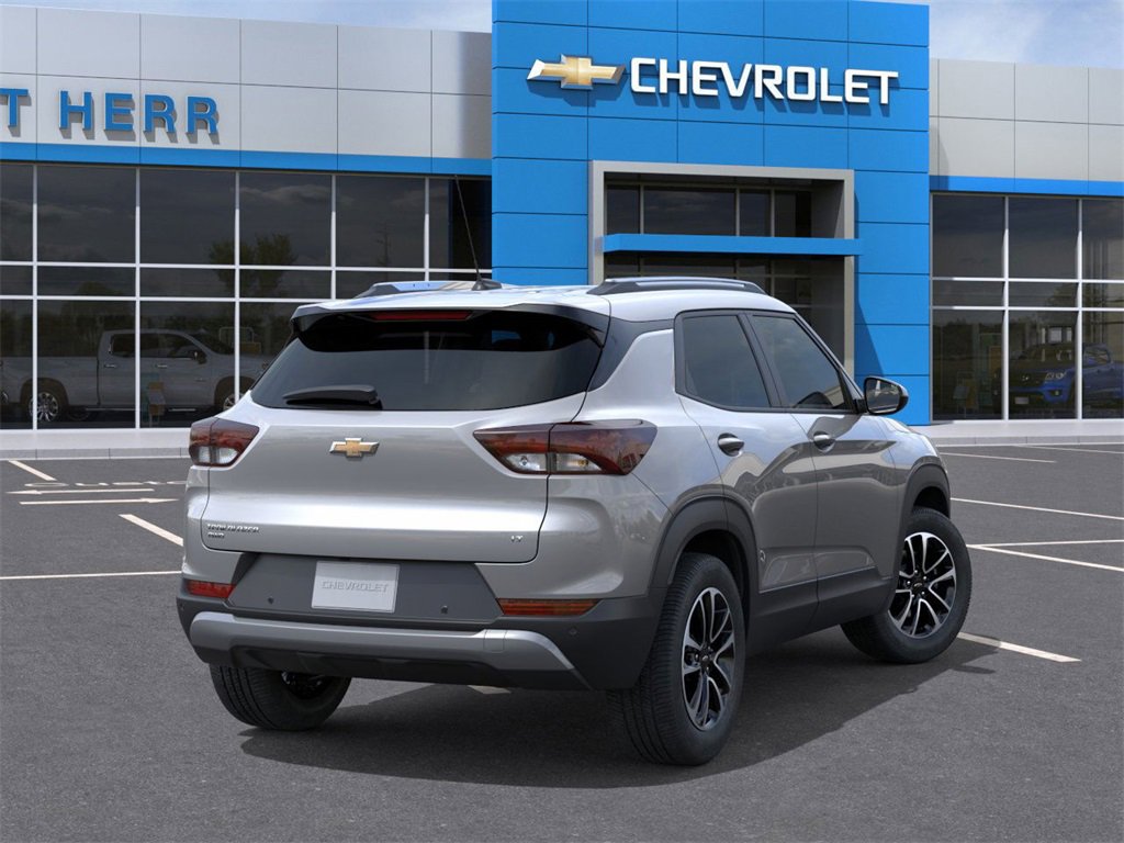 2026 Chevrolet Trailblazer LT photo 3