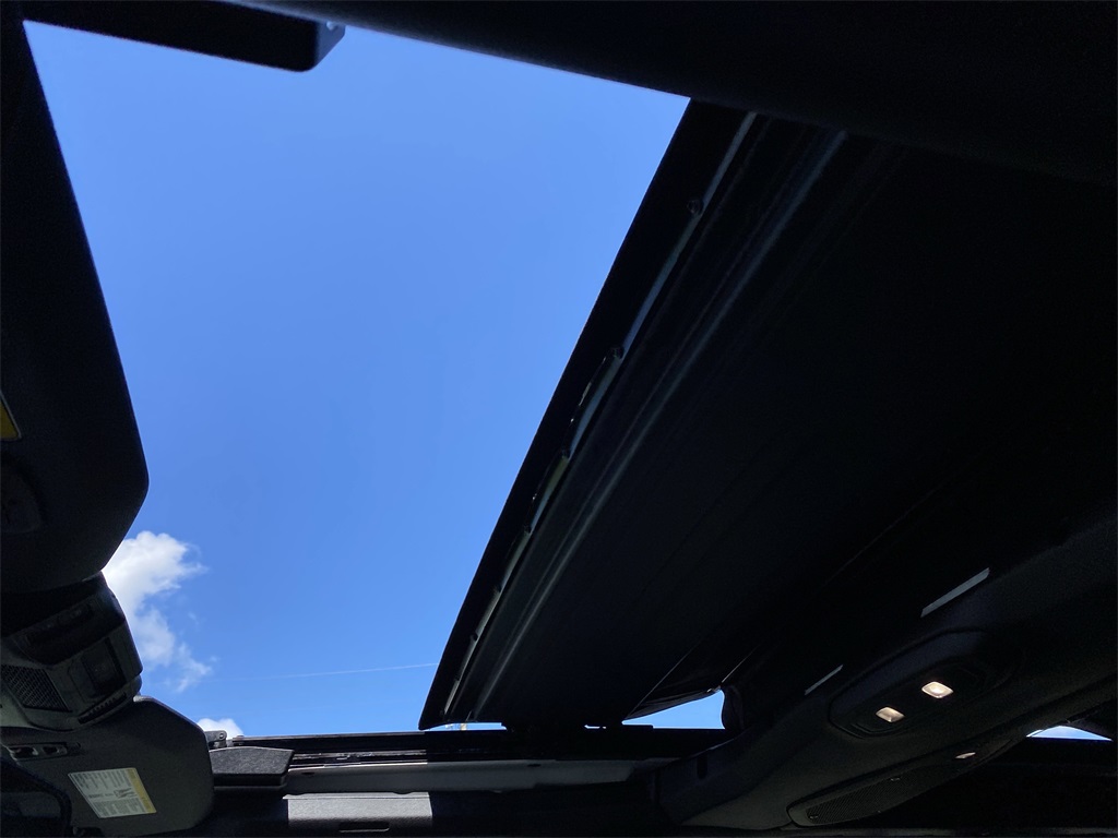 2025 Jeep Wrangler Sport S photo 32
