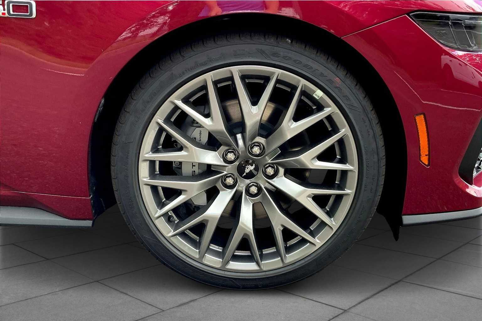 2025 Ford Mustang GT Premium photo 11