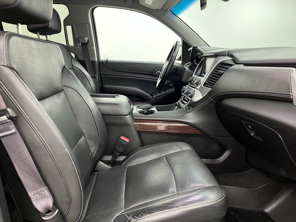 2017 Gmc Yukon SLT photo 33