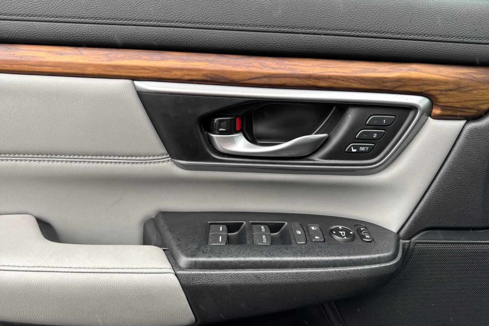 2019 Honda CR-V EX-L photo 8