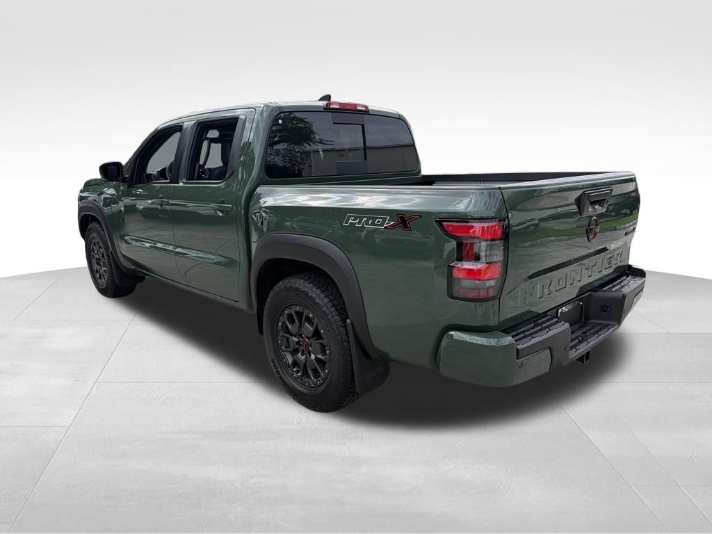 2024 Nissan Frontier PRO-X photo 3
