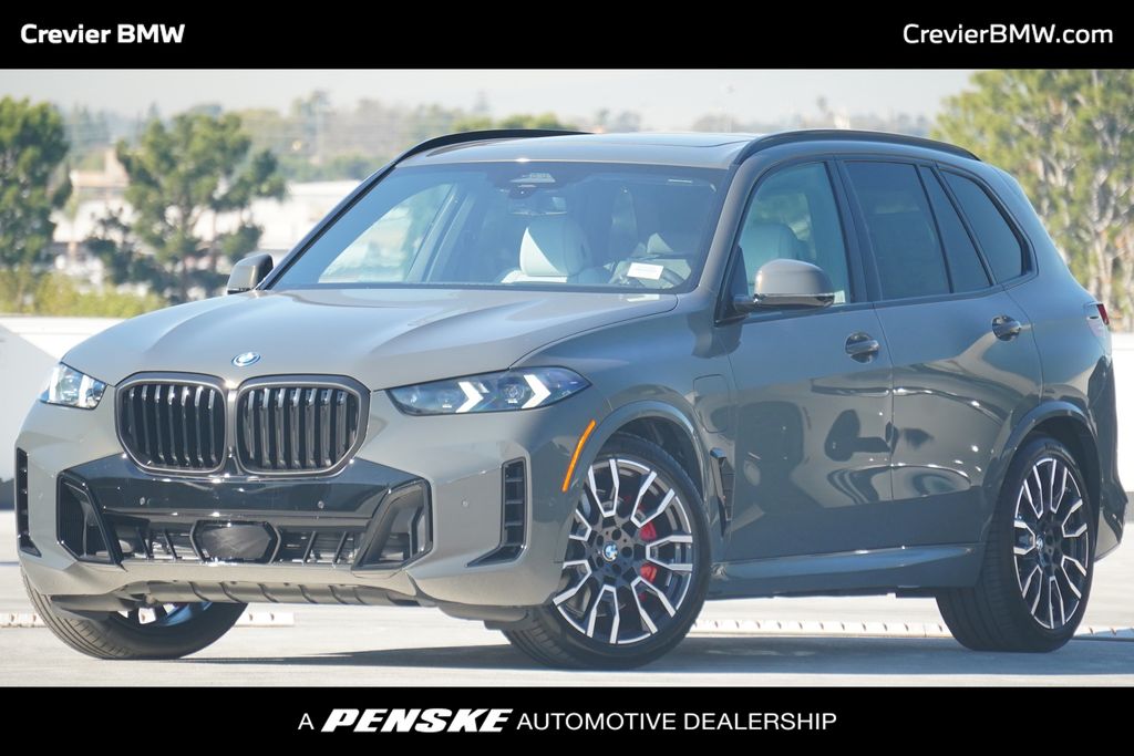 2026 BMW X5 50e's photo