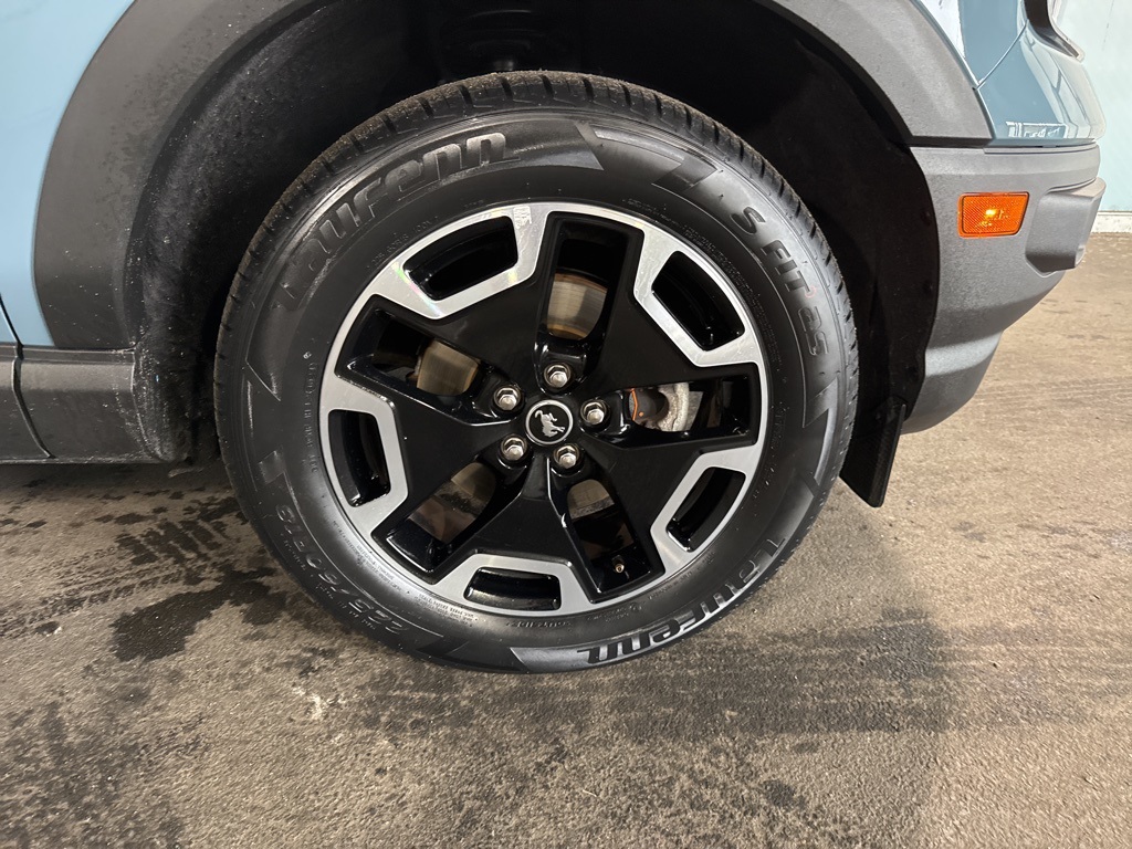 2022 Ford Bronco Sport Outer Banks photo 4