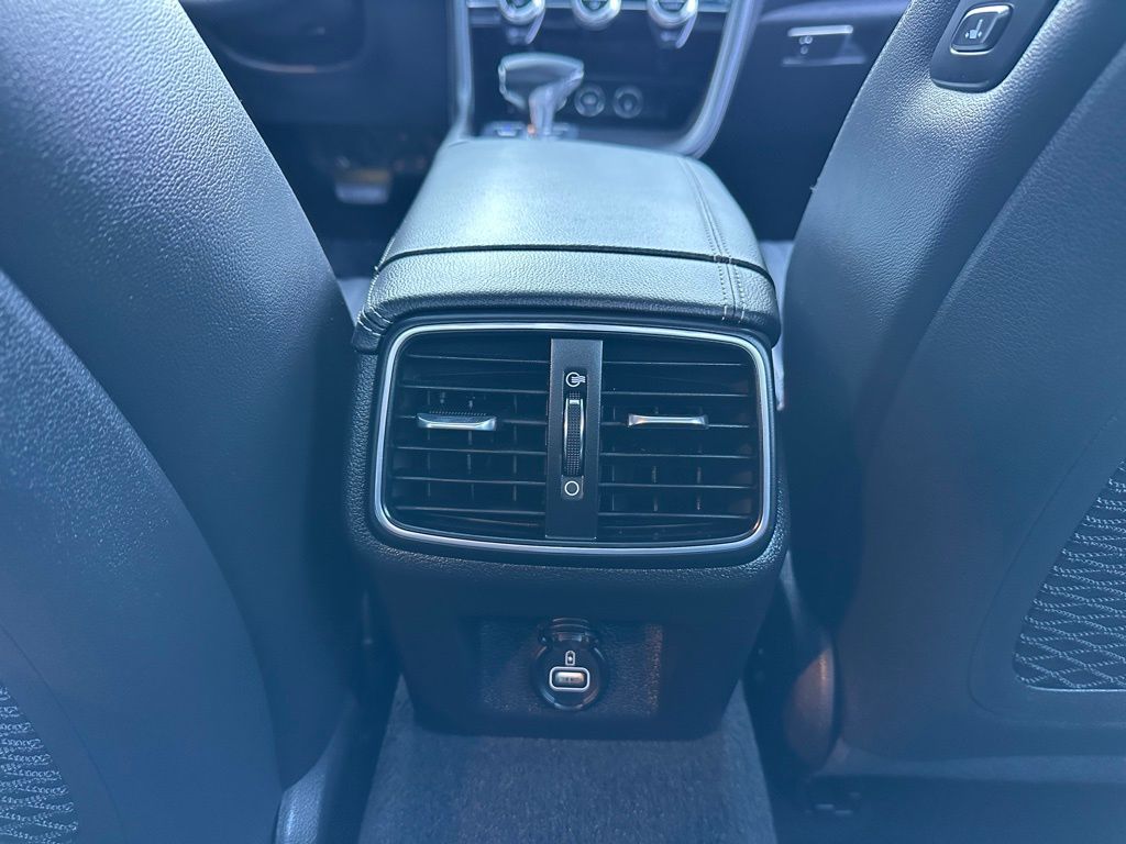2022 Genesis G70 2.0T photo 28