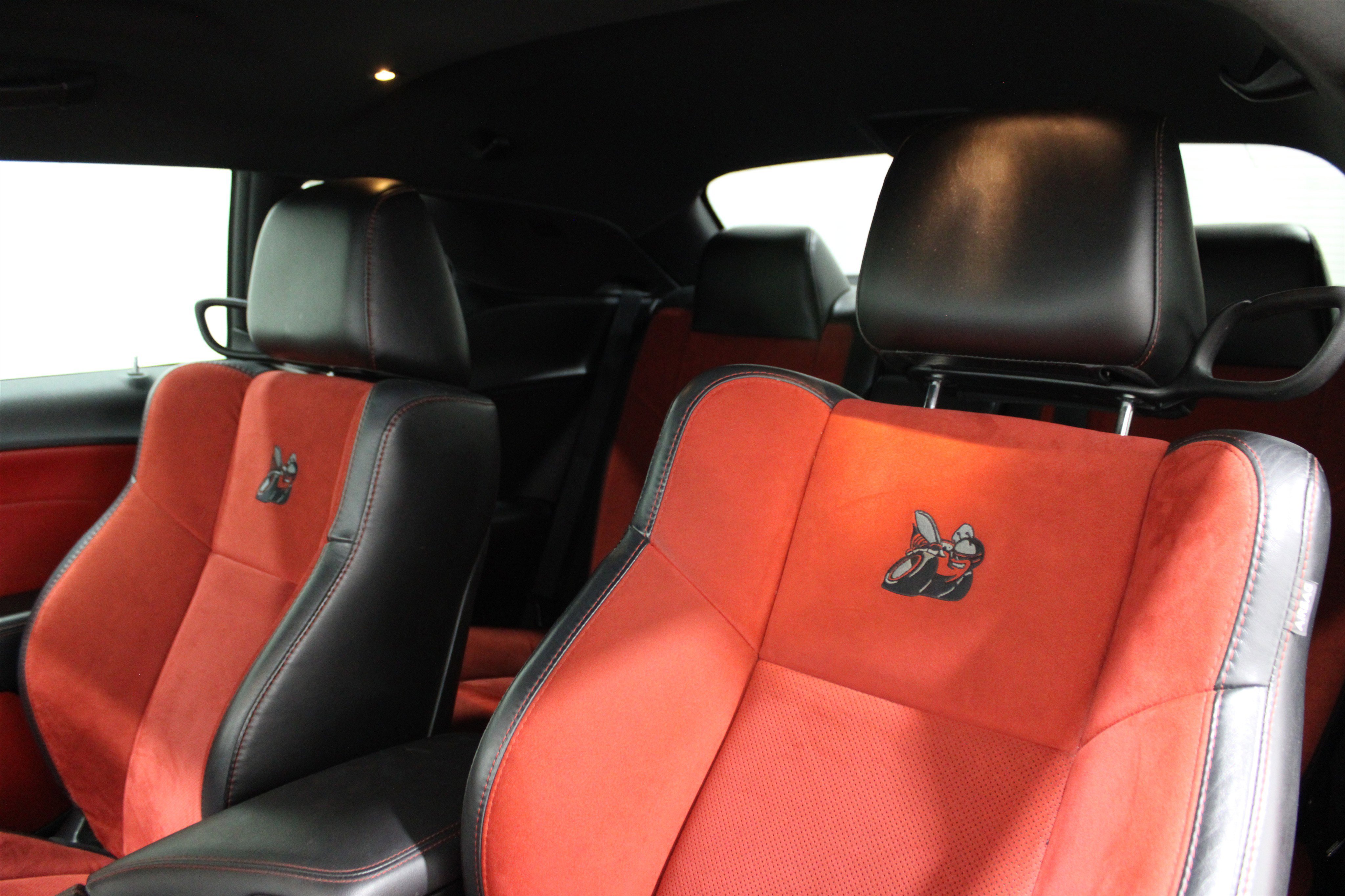 2017 Dodge Challenger 392 Scat Pack Shaker photo 4