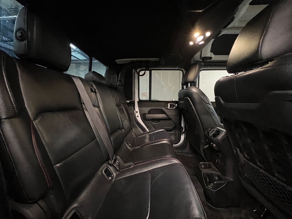 2020 Jeep Gladiator Rubicon photo 22