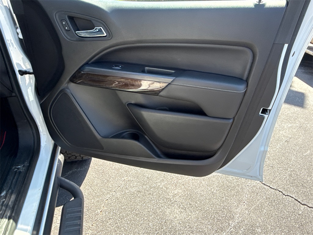 2016 Gmc Canyon SLE photo 13
