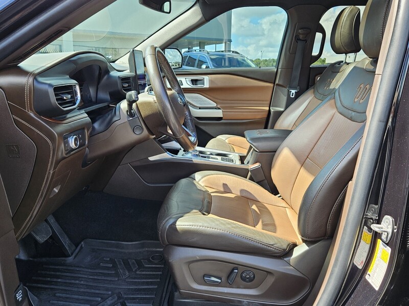 2022 Ford Explorer King Ranch photo 3