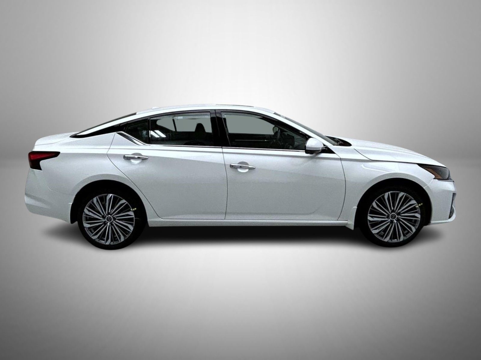 2025 Nissan Altima 2.5 SL photo 4