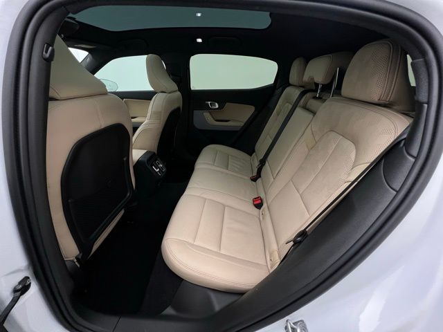 2022 Polestar PS2 e-AWD photo 30
