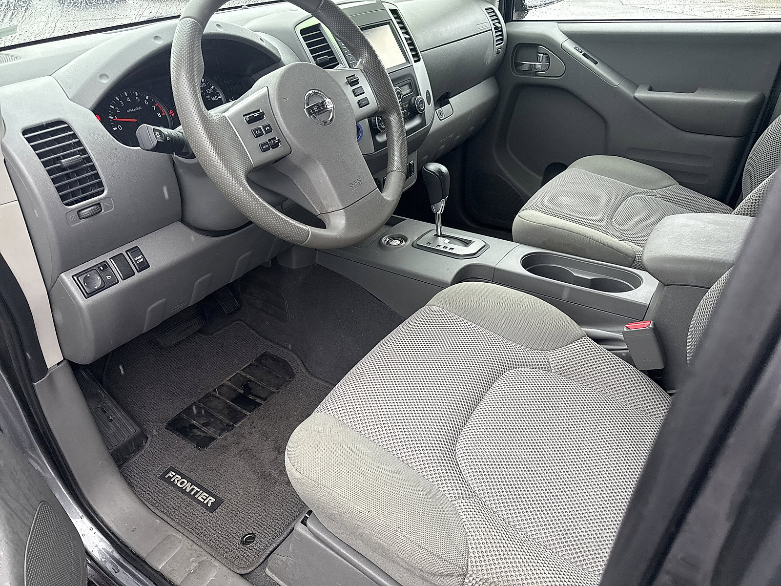2020 Nissan Frontier SV photo 12