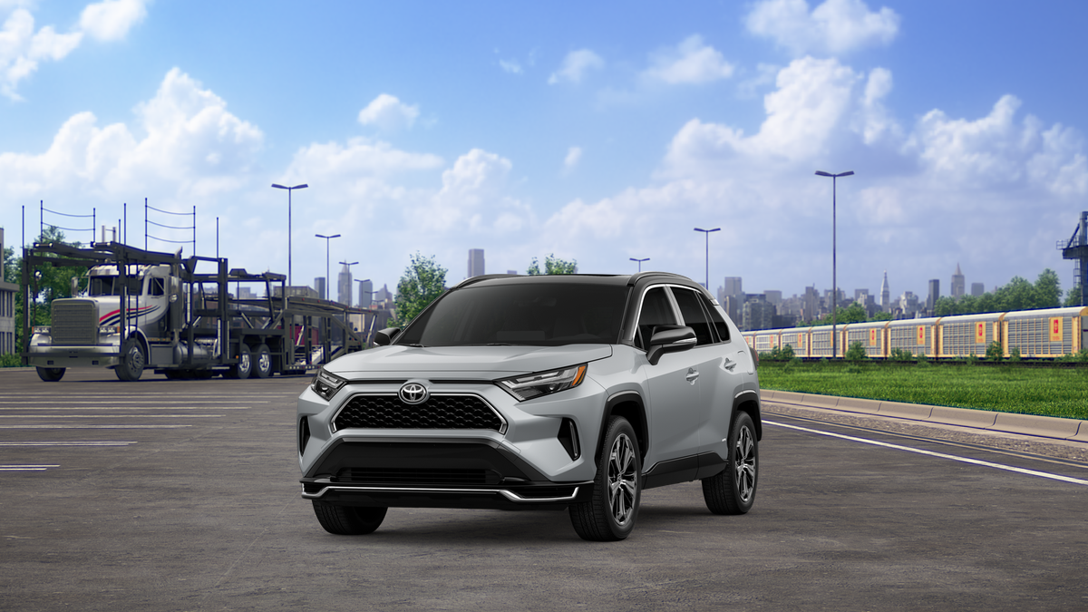 2025 Toyota RAV4 XSE's photo