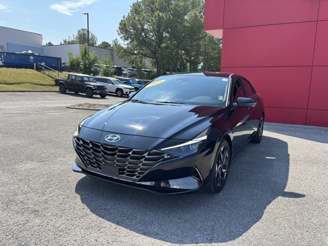 2023 Hyundai Elantra Hybrid Limited photo 2