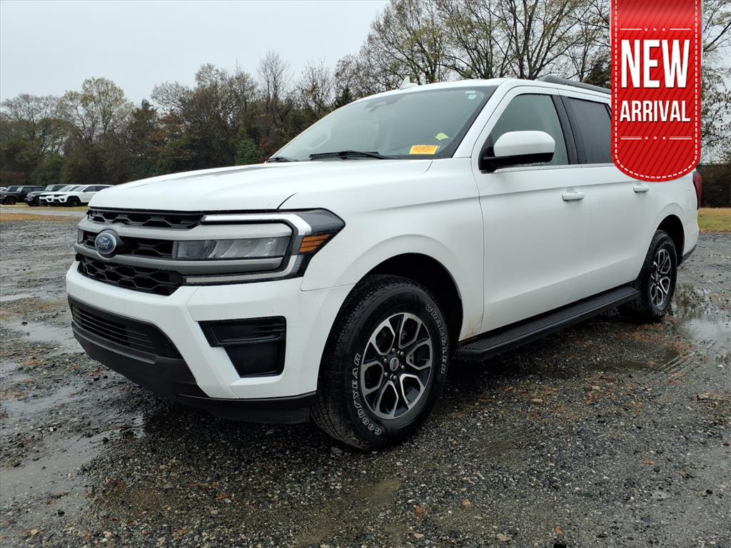 2024 Ford Expedition XLT's photo