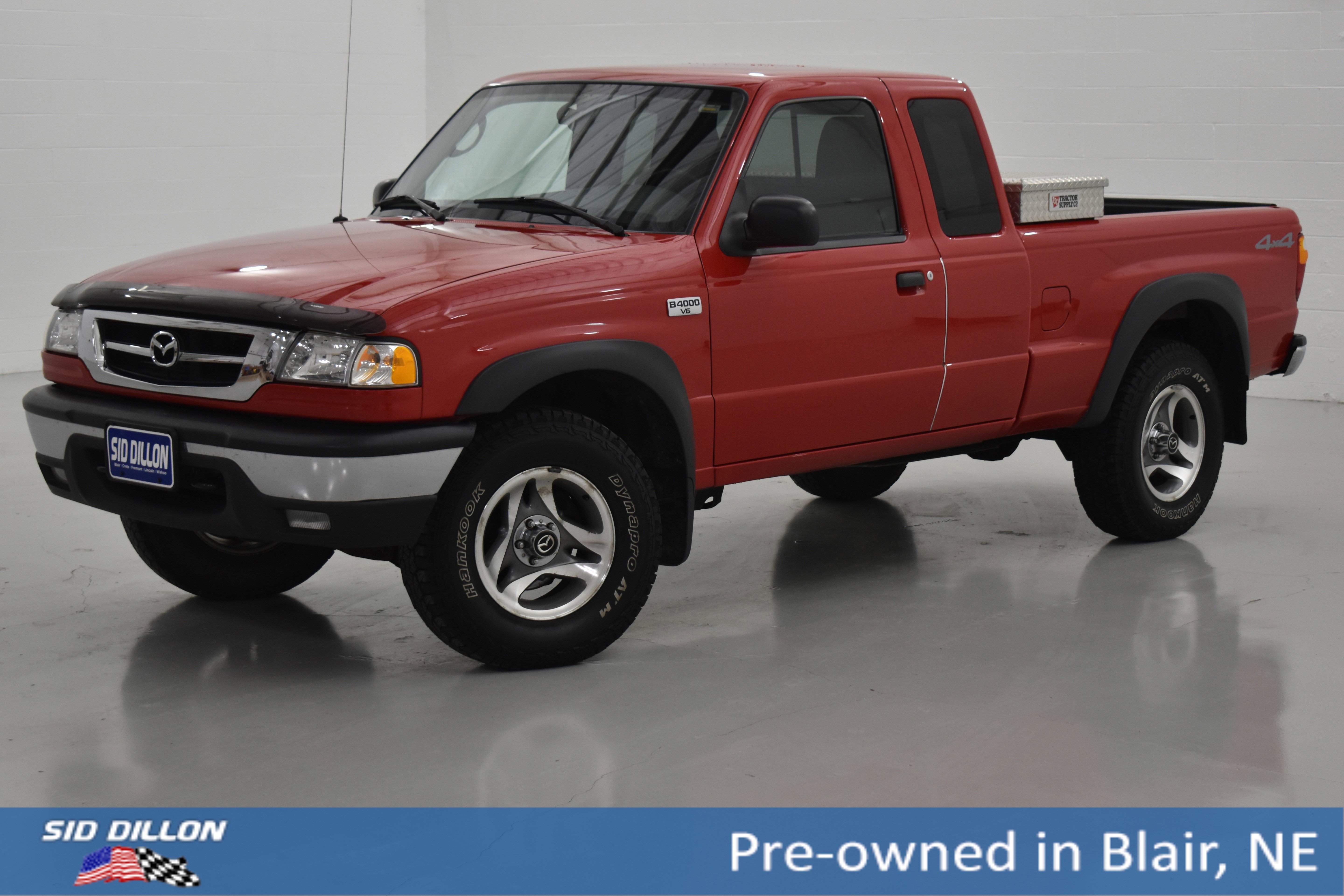 2004 Mazda B-Series SE's photo