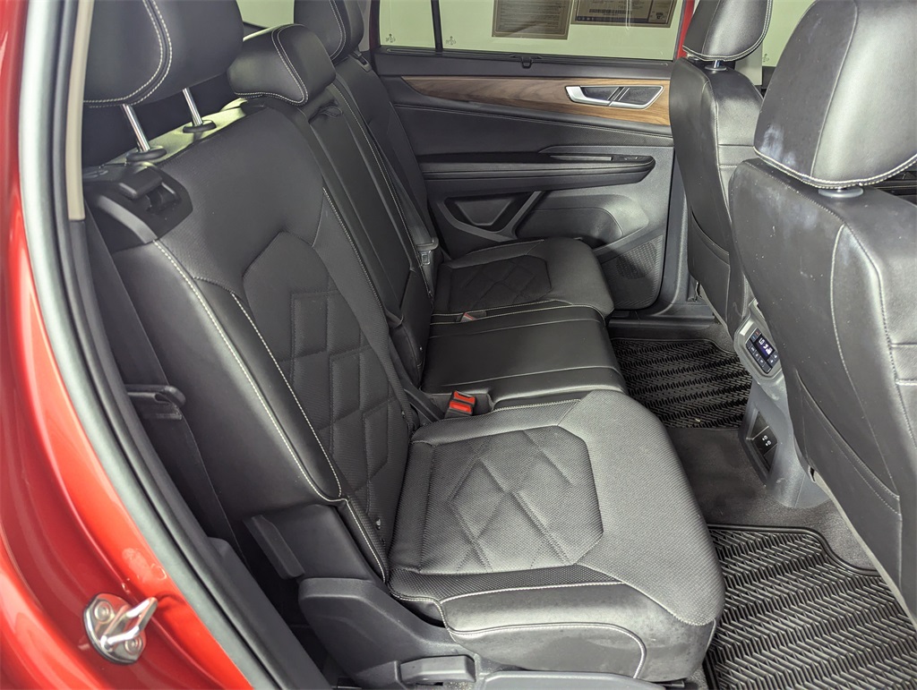 2024 Volkswagen Atlas SE Technology photo 31