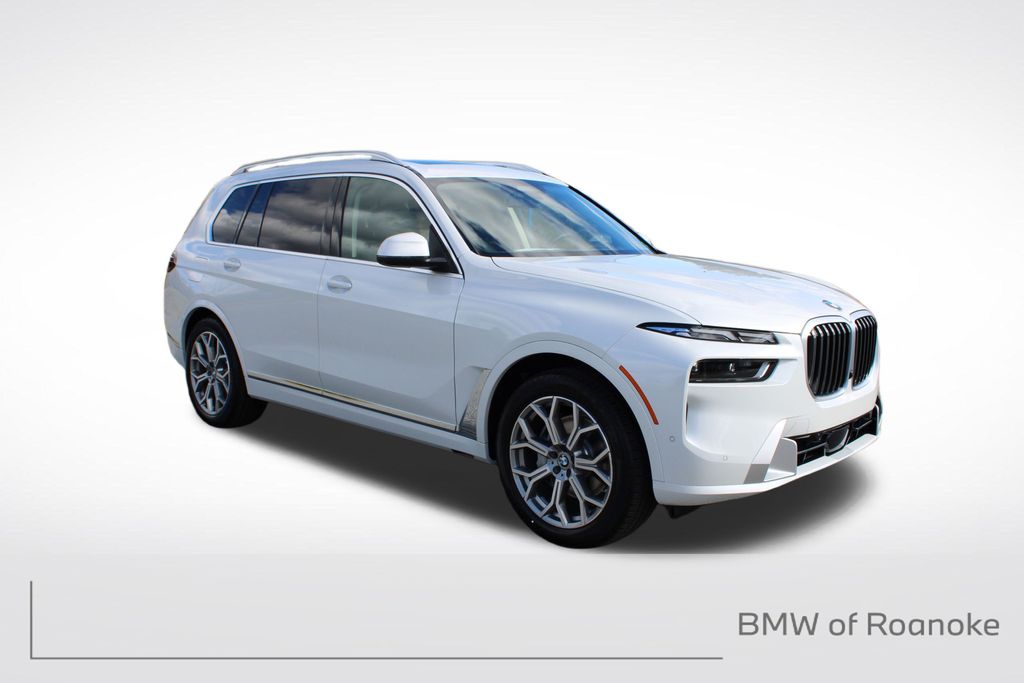 2026 BMW X7 40i's photo