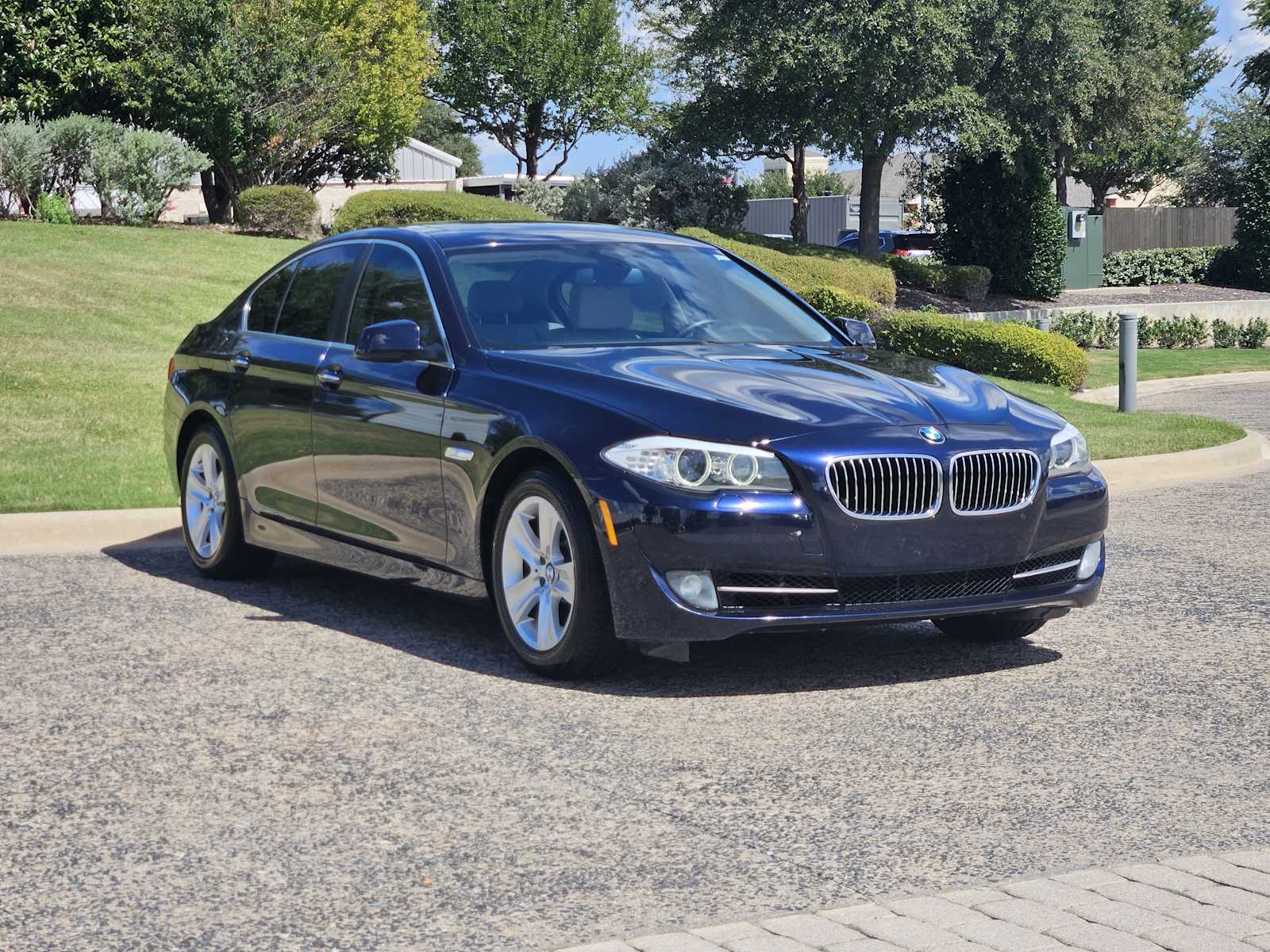 2013 Bmw 528i 5-series photo 3