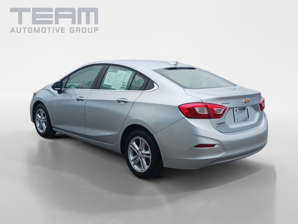 2018 Chevrolet Cruze LT photo 5