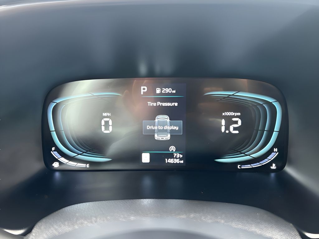 2024 Kia Soul LX photo 14