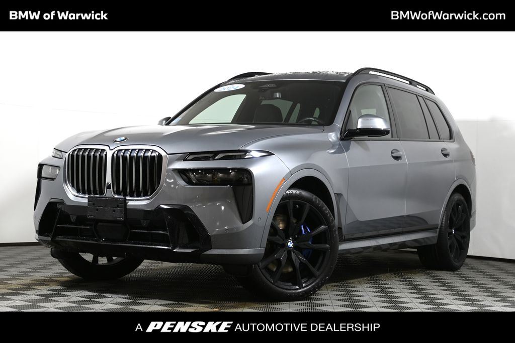2024 BMW X7 40i's photo