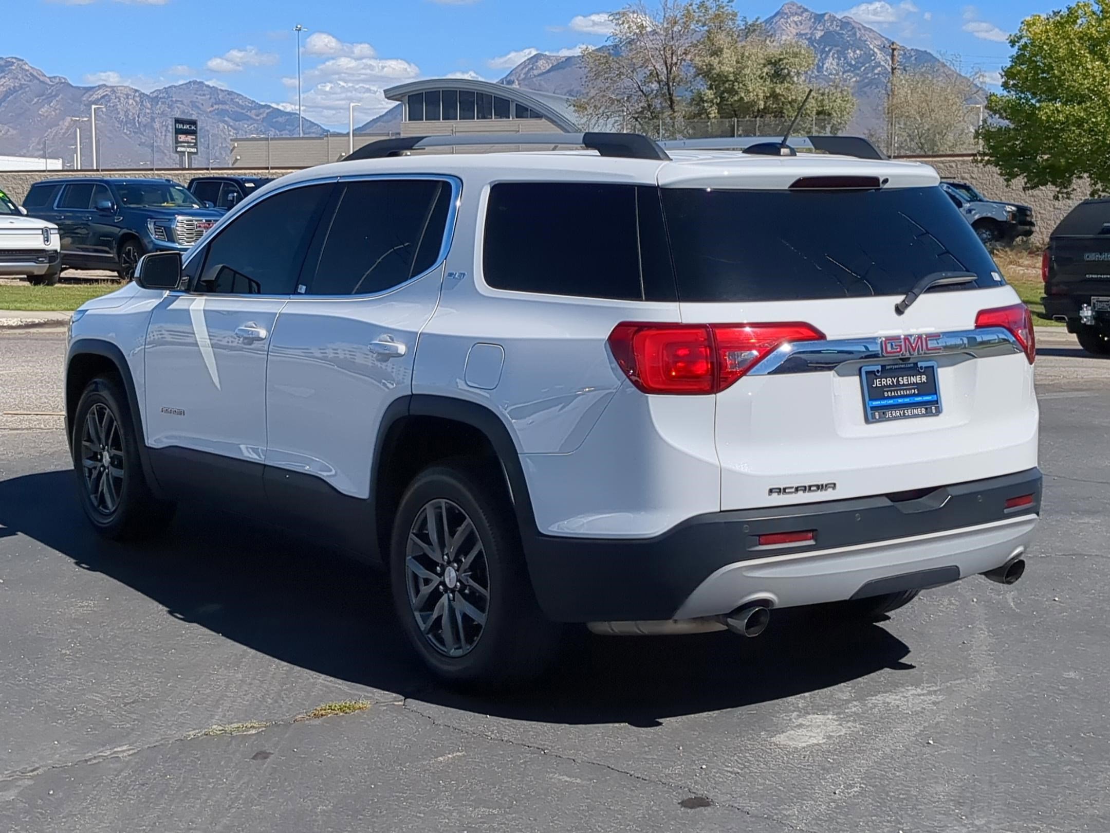 2018 Gmc Acadia SLT photo 2