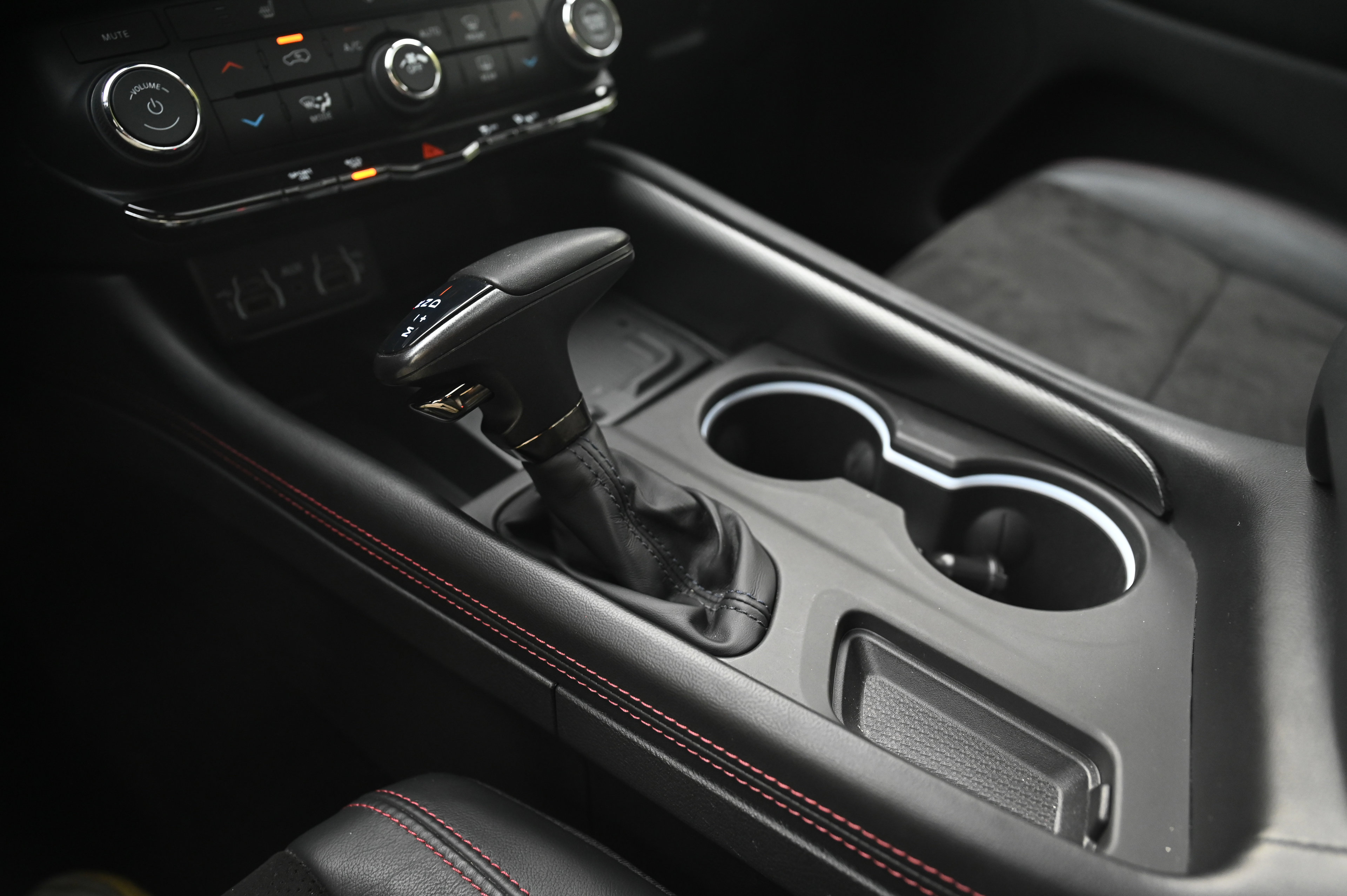 2022 Dodge Durango R/T photo 13
