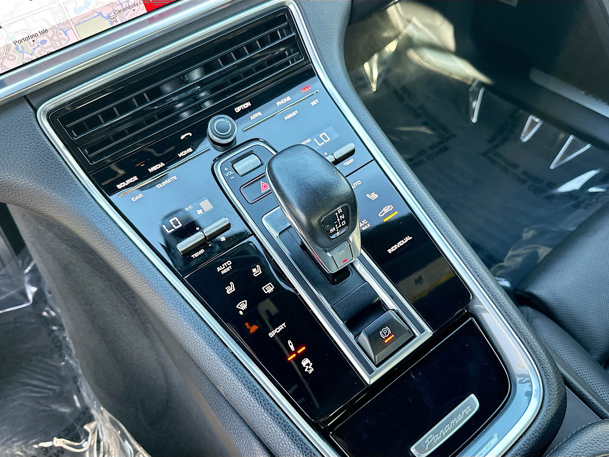 2020 Porsche Panamera 4 photo 16