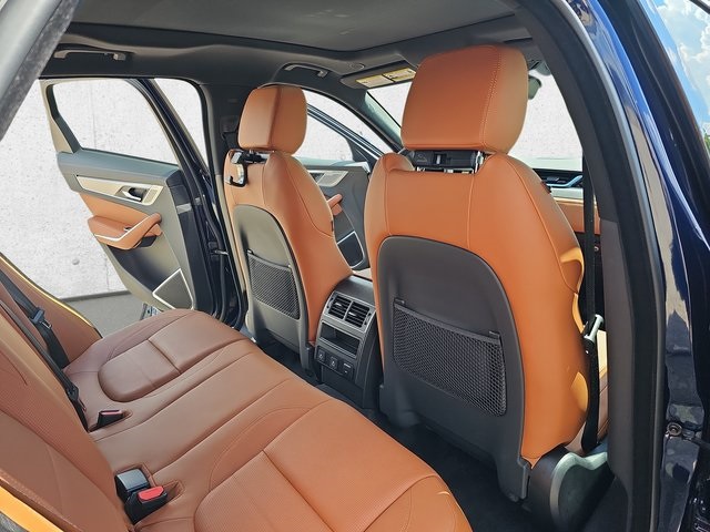 2024 Jaguar F-PACE P250 R-Dynamic S photo 11